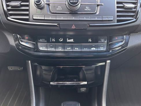 Used 2017 Honda Accord Sport Special Edition image 17