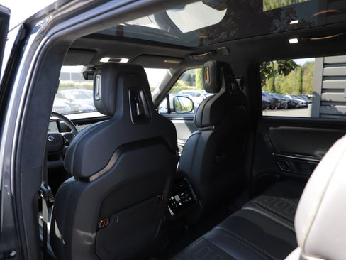 Used 2024 Rivian R1S Adventure AWD/4WD image 12