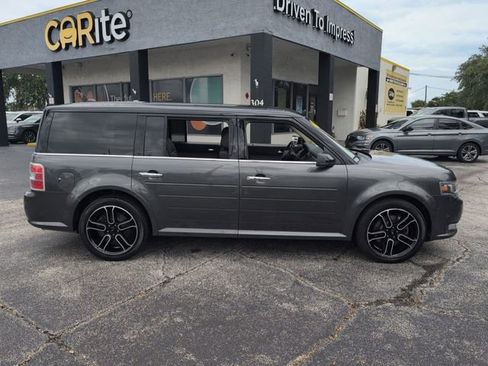 Used 2015 Ford Flex Limited w/ Equipment Group 301A FWD image 4