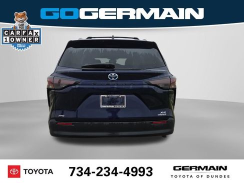 Used 2024 Toyota Sienna XLE w/ XLE Plus Package AWD/4WD image 10