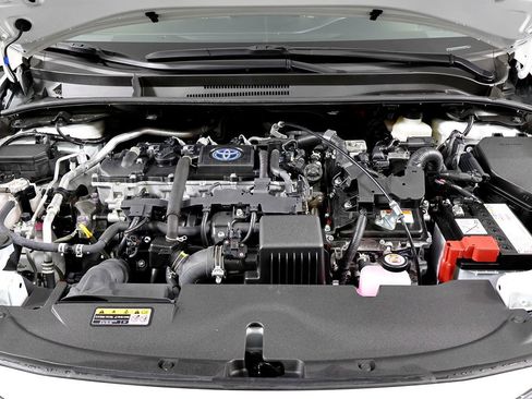 Used 2023 Toyota Corolla XLE image 19