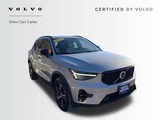 Certified 2023 Volvo XC40 B5 Plus w/ Climate Package video 1