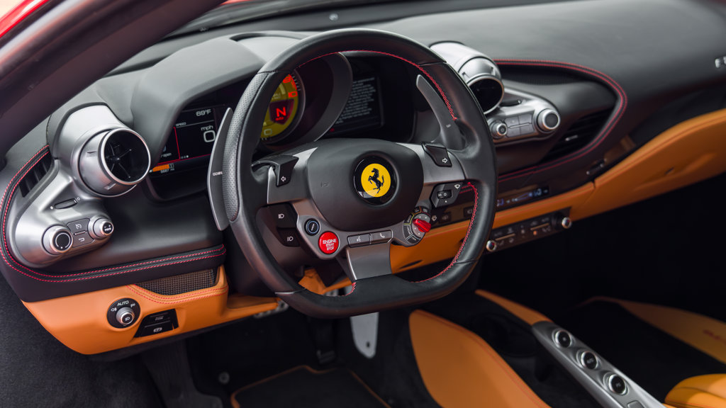 Certified 2021 Ferrari F8 Tributo RWD image 18