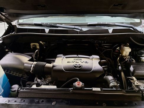 Used 2019 Toyota Tundra SR5 image 33