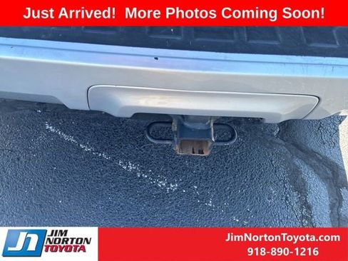 Used 2020 Toyota 4Runner SR5 AWD/4WD image 12