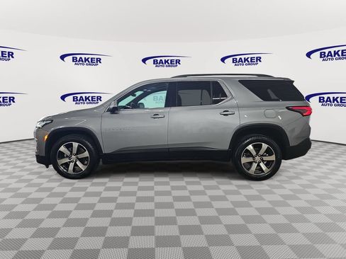 Used 2023 Chevrolet Traverse LT w/ LT Premium Package AWD/4WD image 8