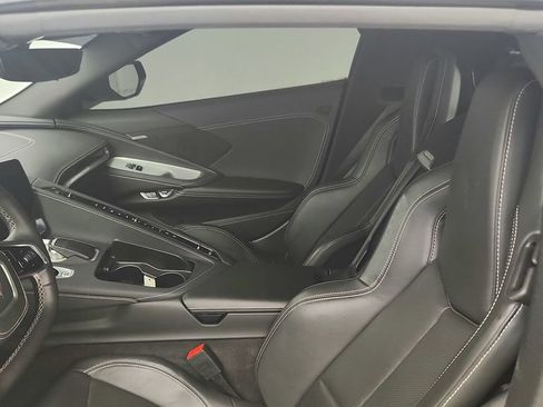 Used 2025 Chevrolet Corvette Stingray Coupe w/ 1LT RWD image 14