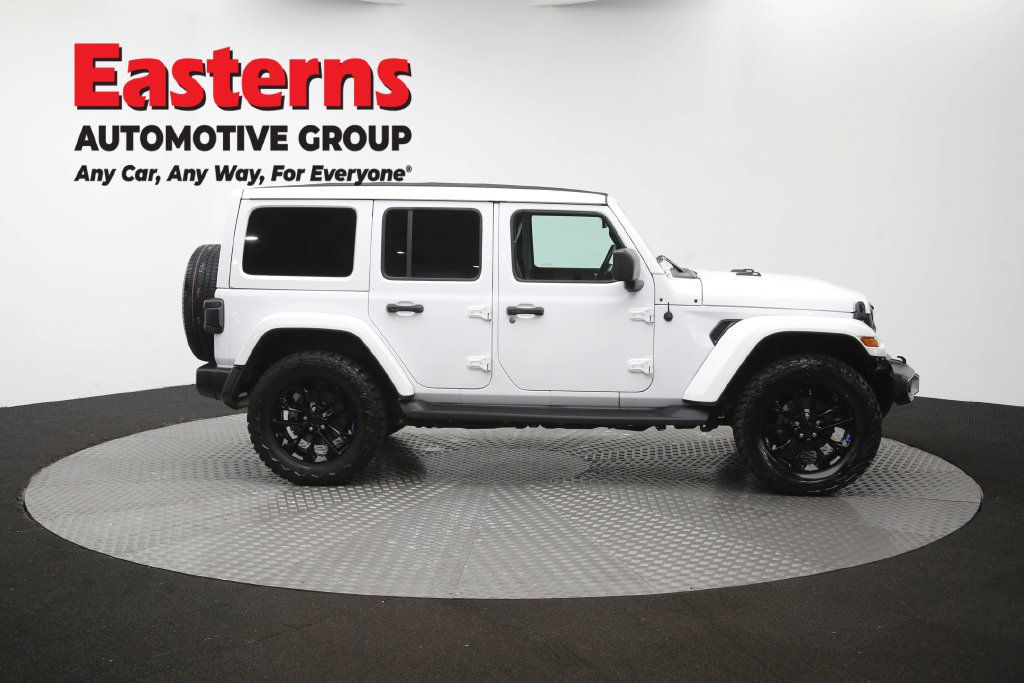 Used 2022 Jeep Wrangler Unlimited Sahara w/ Cold Weather Group AWD/4WD image 48