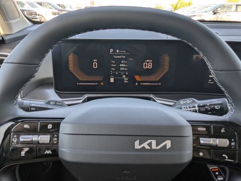 New 2026 Kia Sorento S FWD image 32
