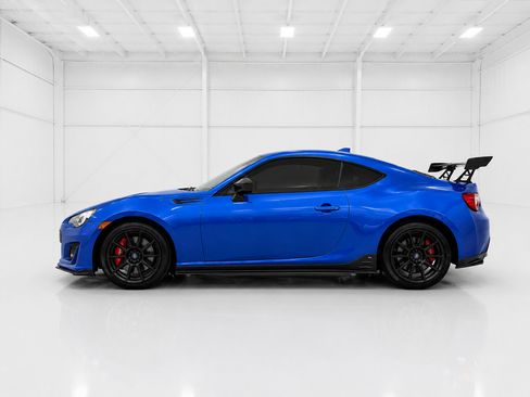 Used 2018 Subaru BRZ tS RWD image 9