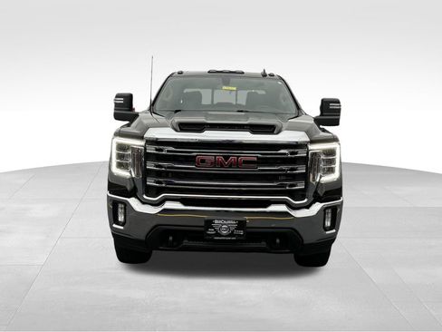 Used 2022 GMC Sierra 2500 SLE w/ SLE Value Package; image 3