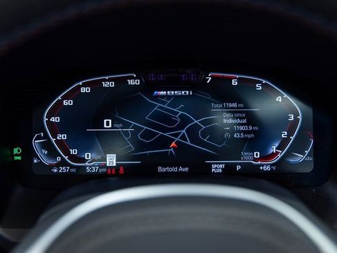 Used 2025 BMW M850i xDrive Convertible image 2