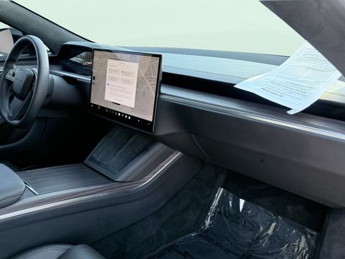 Used 2023 Tesla Model S AWD/4WD image 43