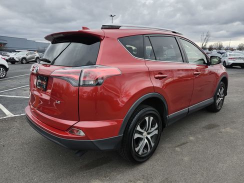Used 2017 Toyota RAV4 LE w/ All Weather Liner Package image 15