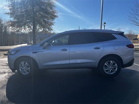 Used 2019 Buick Enclave Essence image 5