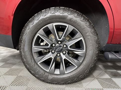 Used 2023 Chevrolet Tahoe Z71 w/ Luxury Package image 16