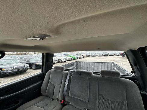 Used 2006 Chevrolet Silverado 1500 LT w/ Light Duty Power Package image 60