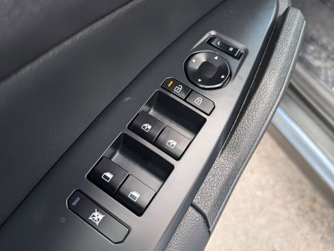 Used 2026 Kia Sportage X-Line AWD/4WD image 16