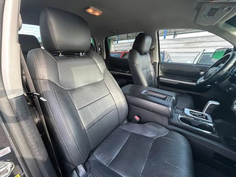 Used 2016 Toyota Tundra SR5 w/ SR5 Upgrade Package RWD image 13