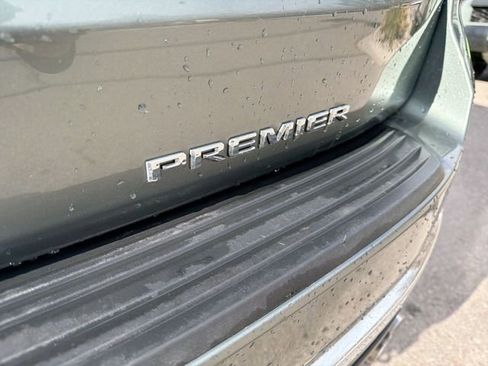 Used 2023 Chevrolet Suburban Premier image 32