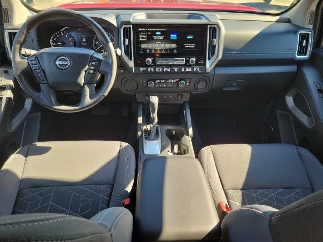 Used 2025 Nissan Frontier SV w/ SV Convenience Package RWD image 14