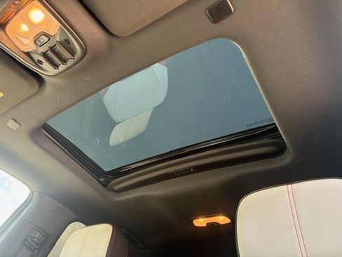 Used 2024 GMC Canyon AT4X image 16