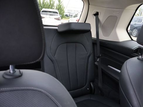 Used 2021 BMW X7 xDrive40i w/ Premium Package AWD/4WD image 37