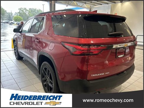 Used 2023 Chevrolet Traverse LT w/ LPO, Floor Liner Package AWD/4WD image 5
