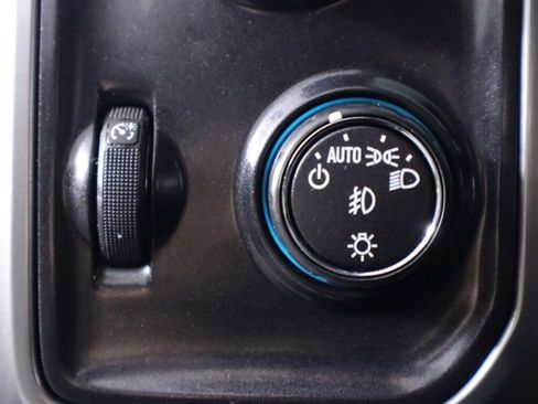 Used 2017 Chevrolet Silverado 1500 LT w/ All Star Edition image 10