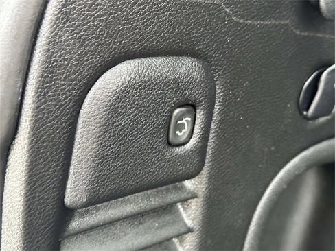 Certified 2022 Jeep Grand Cherokee Laredo X image 27