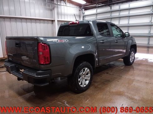 Used 2022 Chevrolet Colorado LT w/ LT Convenience Package image 4