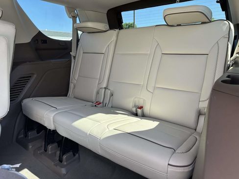 Used 2023 GMC Yukon Denali AWD/4WD image 24