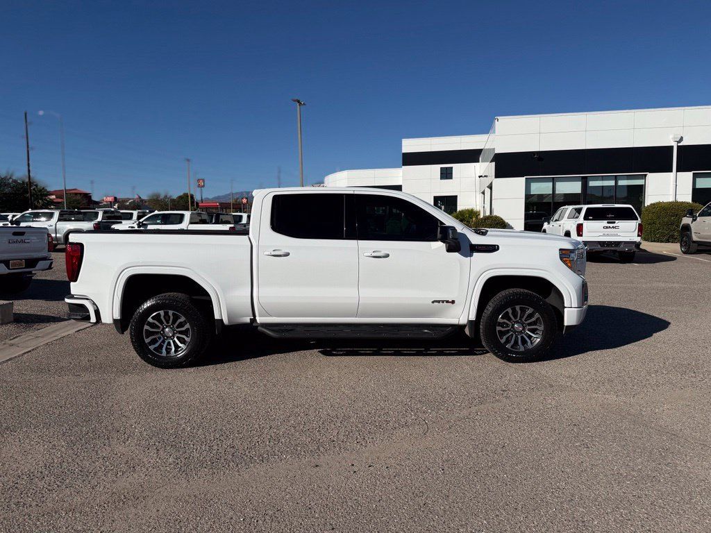 Used 2020 GMC Sierra 1500 AT4 w/ Off-Road Performance Package AWD/4WD image 4