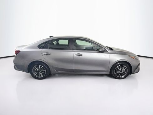 Used 2024 Kia Forte LXS FWD image 10
