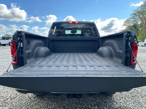 Used 2026 RAM 2500 Big Horn AWD/4WD image 15