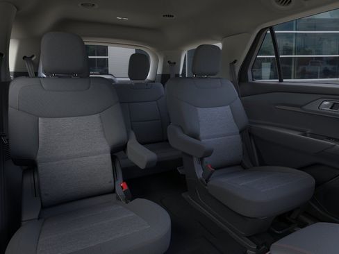 New 2026 Ford Explorer Active RWD image 12