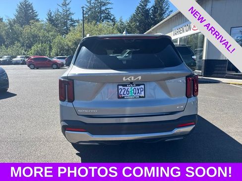 Used 2025 Kia Sorento SX Prestige AWD/4WD image 7