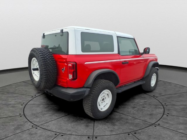 Used 2024 Ford Bronco Heritage Edition AWD/4WD image 4
