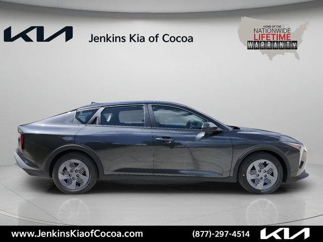 New 2026 Kia K4 FWD image 3