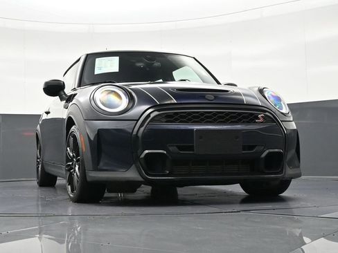 Used 2022 MINI Cooper S image 30
