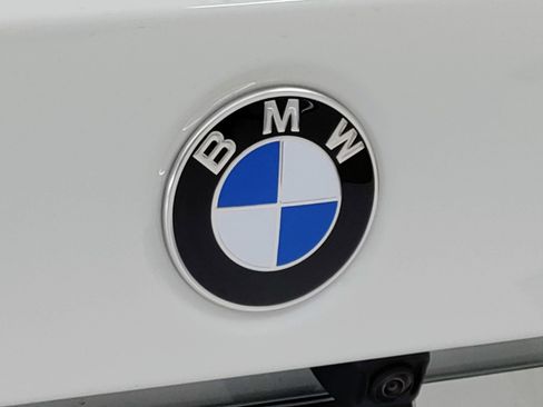 New 2026 BMW 330i 330i w/ Convenience Package image 18