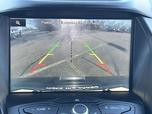 Used 2015 Ford Escape SE w/ Equipment Group 201A image 23