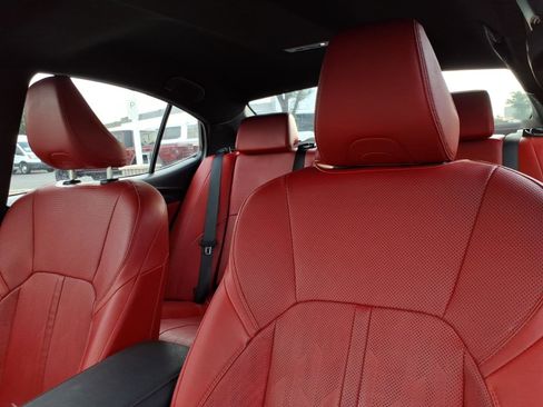 Used 2025 Toyota Camry XSE image 12