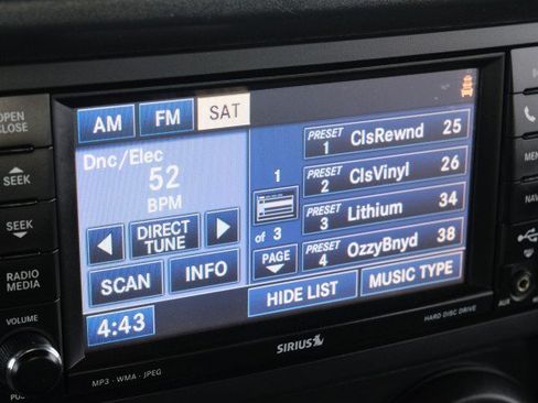 Used 2008 Jeep Wrangler Unlimited Rubicon w/ Dual Top Group AWD/4WD image 22