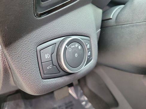 Used 2018 Ford Escape Titanium image 24