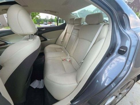 Used 2012 Lexus IS 250 w/ Premium Pkg Value Edition RWD image 9