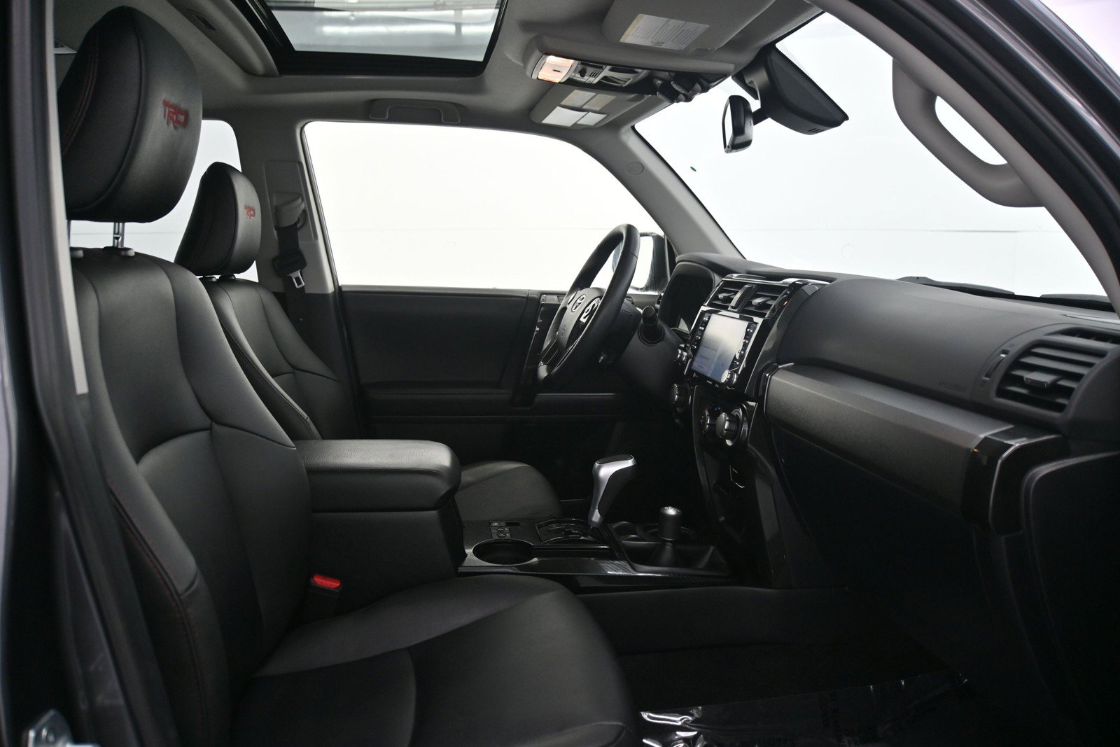 Used 2021 Toyota 4Runner TRD Off-Road Premium w/ Moonroof Package AWD/4WD image 13