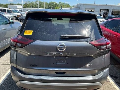 Used 2021 Nissan Rogue SV FWD image 5