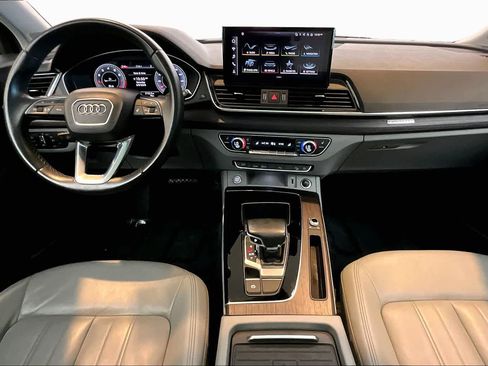 Used 2021 Audi Q5 2.0T Premium Plus w/ Premium Plus Package AWD/4WD image 16