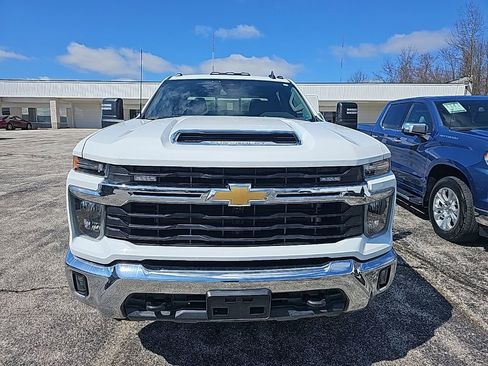 Used 2024 Chevrolet Silverado 2500 LT w/ All Star Edition image 2